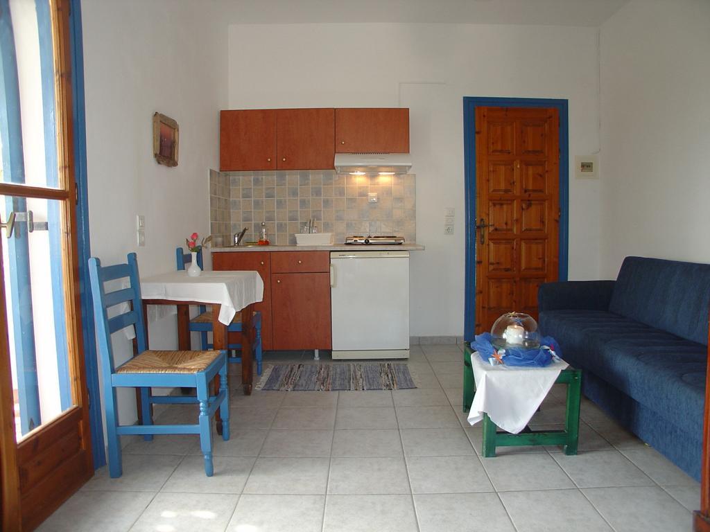 Agnanti Hotel Adamantas  Exterior photo